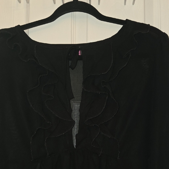George Elegant Black Ruffle Top - Picture 5 of 6